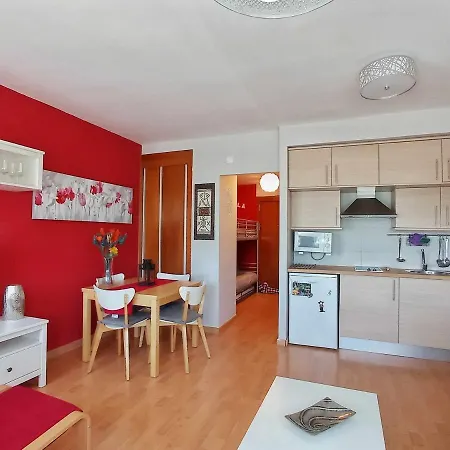 Estudio Superior Serraneu Apartment